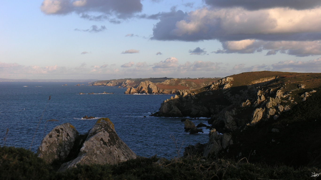 ../images/025-26 Côte est de PdBrézellec 2017.JPG