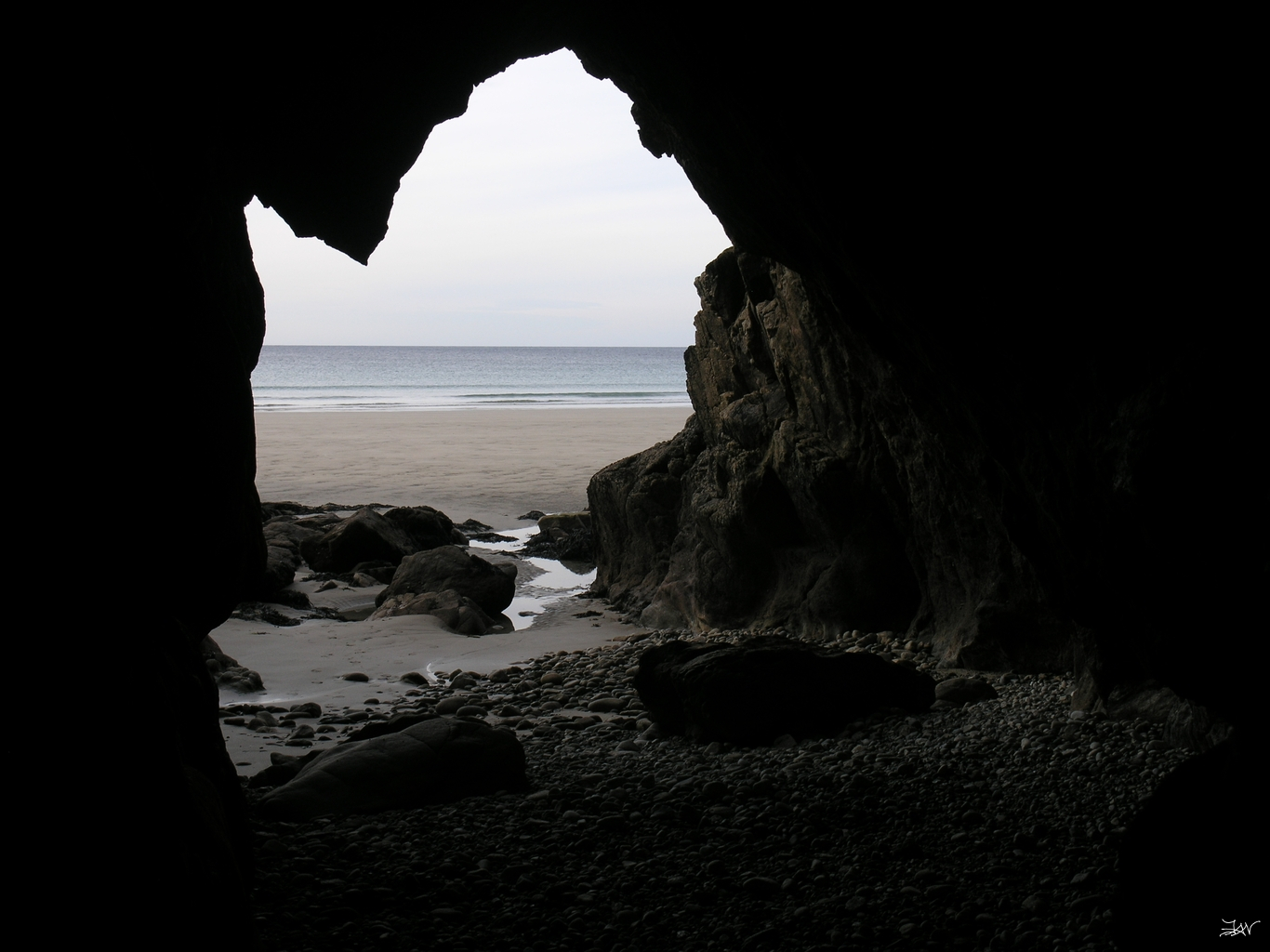 ../images/000-01 Grotte à la Baie - Bay cavern.JPG