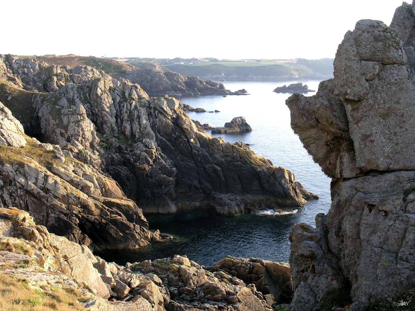 ../images/001-02 2005 Pointe de Luguénez.JPG